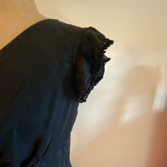 Distressed Linen Top - Picture 4 of 5